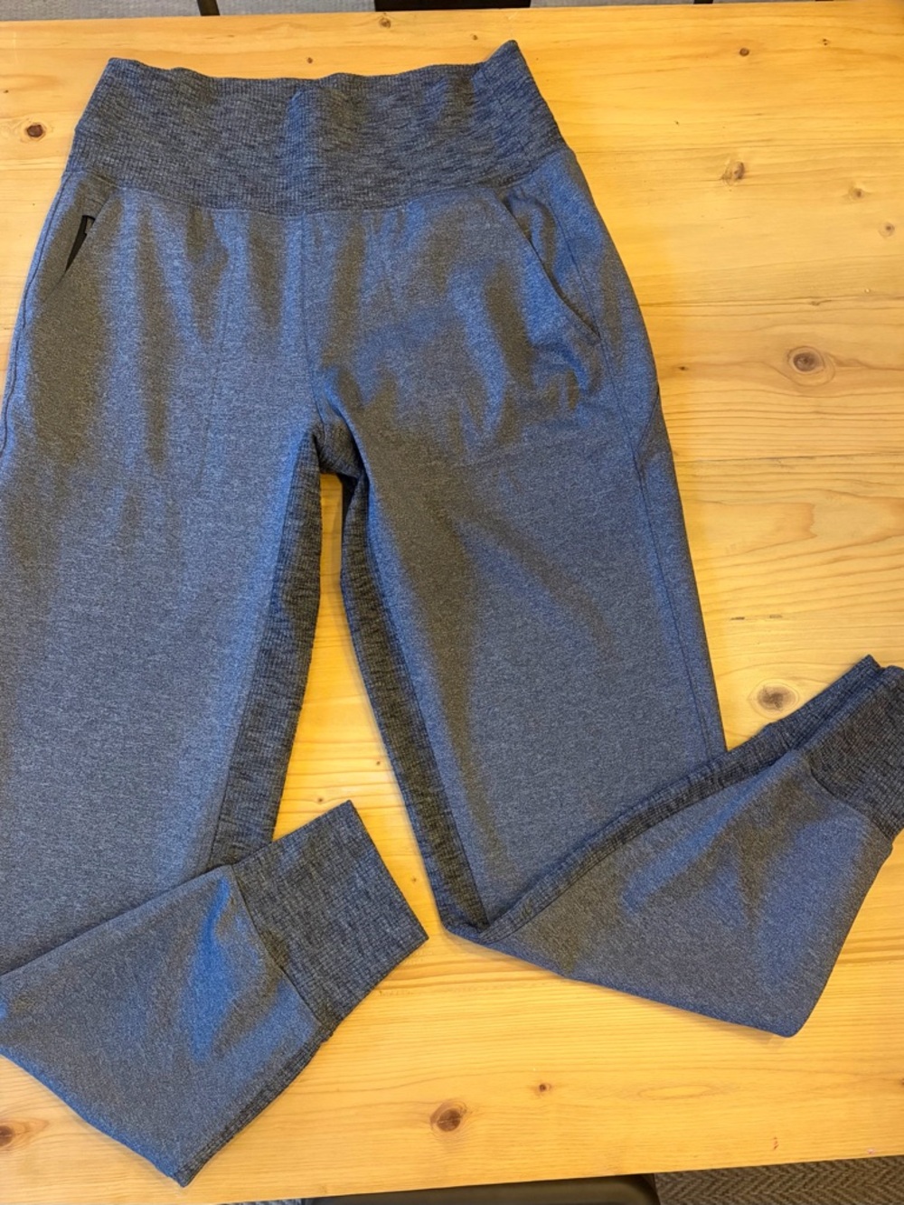 Athleta women’s Venice high rise jogger dark GRAY small tall gym yoga dance - Picture 2 of 9